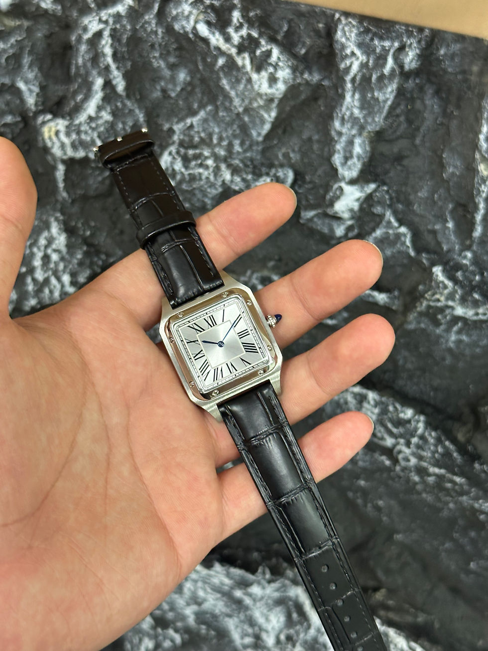 Thumbnail: 2025 new Luxury High Quality Lovers Quartz Watch Mens Women Fashion Square Leath