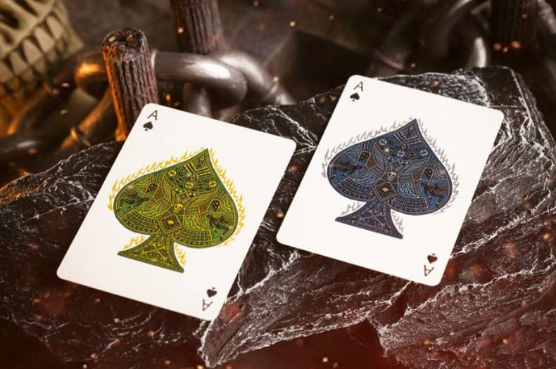 Thumbnail: Sacred Fire - Gilded 3 Deck Set
