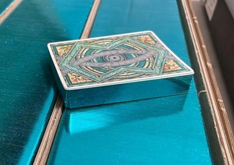 Thumbnail: The Eye of the Ocean - Gilded 3 Deck Set