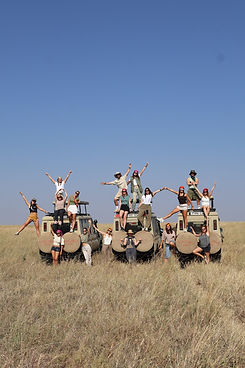 Viaje_en_grupo_safari_serengeti