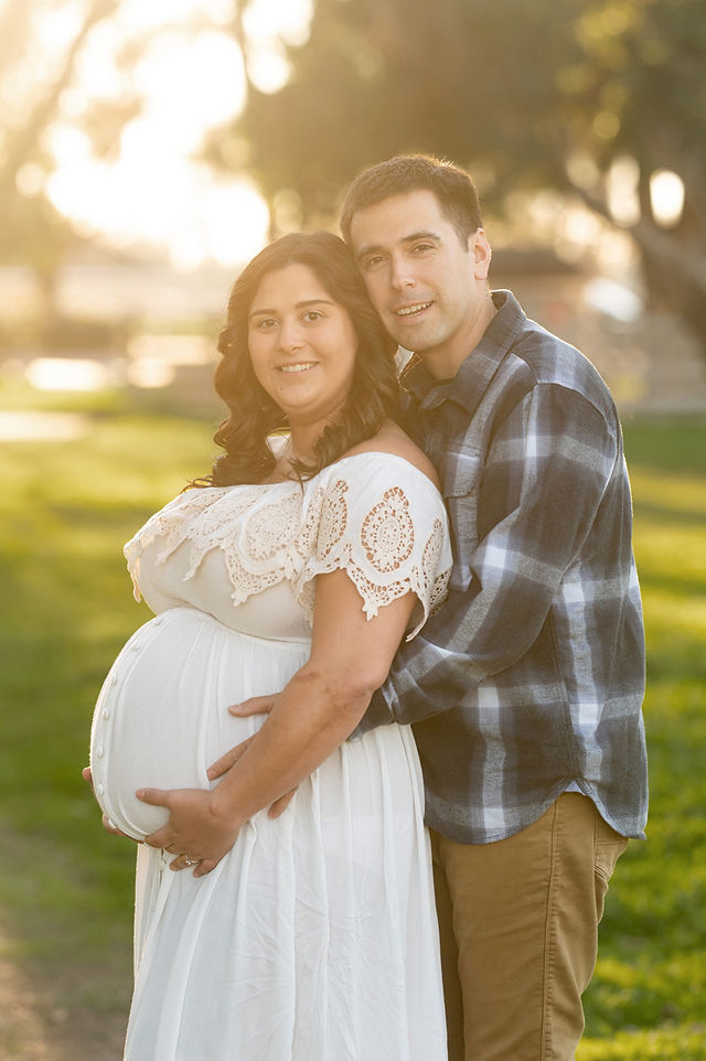 Best Sacramento maternity photographer, Kristina Martin, offering maternity and newborn packages.