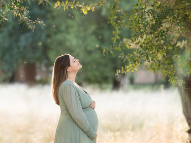 Celebrating New Life: A Sacramento Maternity Session Full of Love and Light
