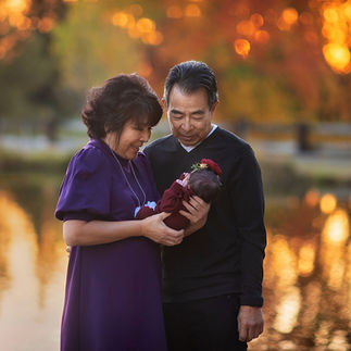 Family session at the Bywater Hallow Lavender Farm by Sacramento Family Photographer Kristina Martin