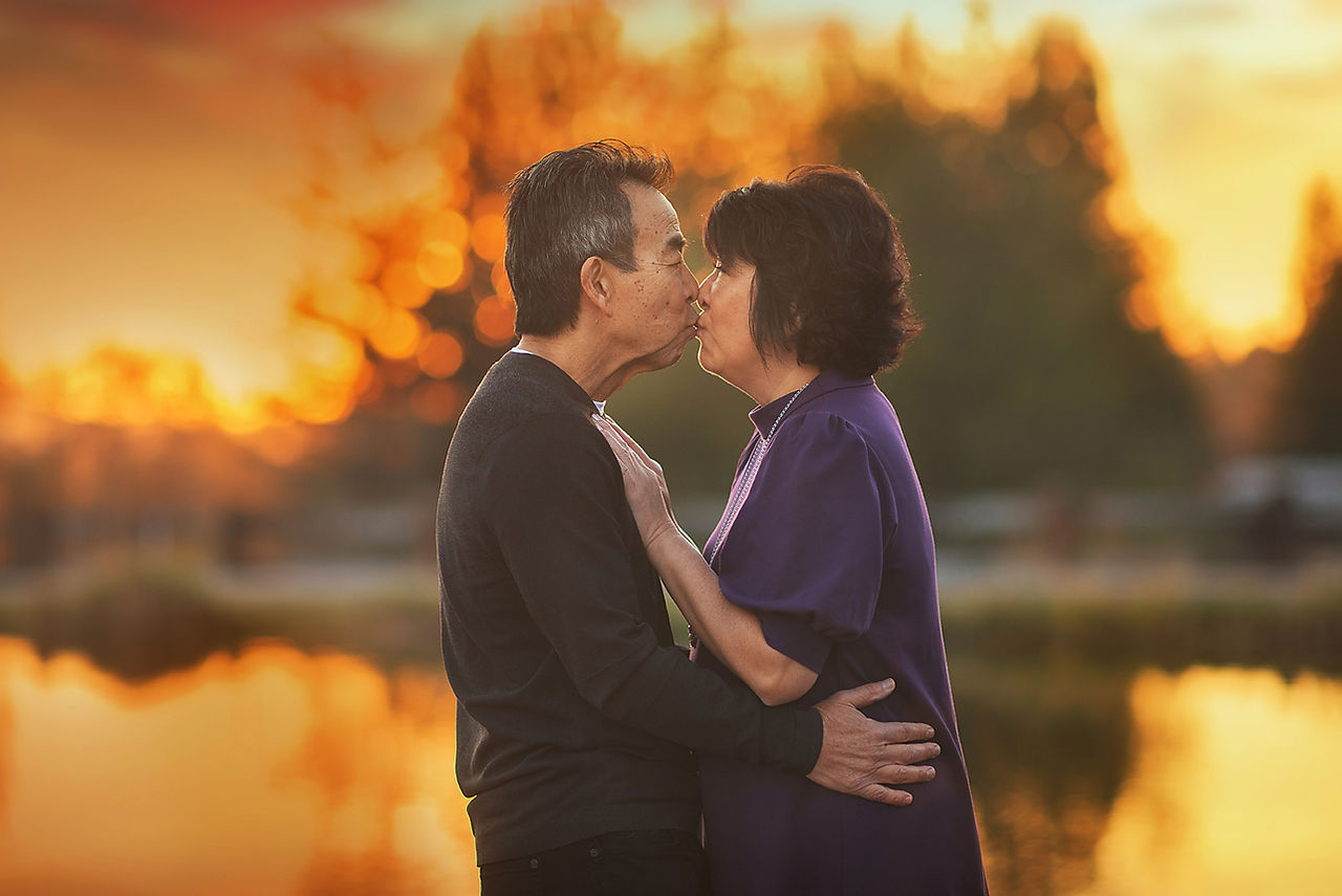 Family session at the Bywater Hallow Lavender Farm by Sacramento Family Photographer Kristina Martin