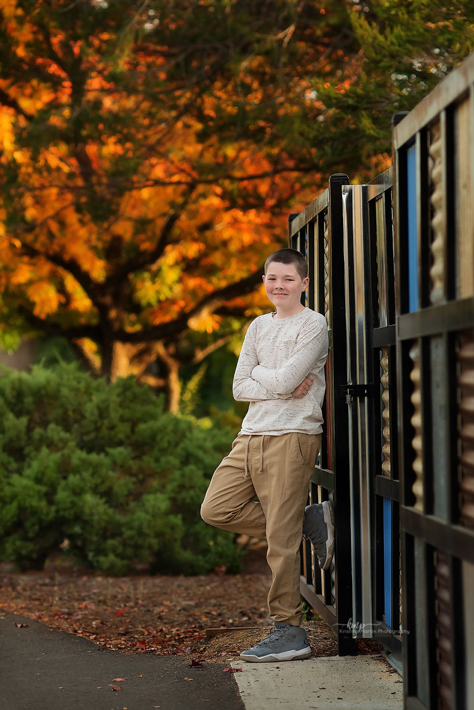 A Rocklin Ca family session in fall with mom and her kids. I also serve Sacramento, Roseville, El DOrado Hills, Auburn, Placerville, and surrounding areas. Winner of the best photographer in Sacramento and published.