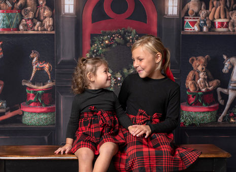 Christmas mini session to help charity by best Sacramento Portrait Photographer.