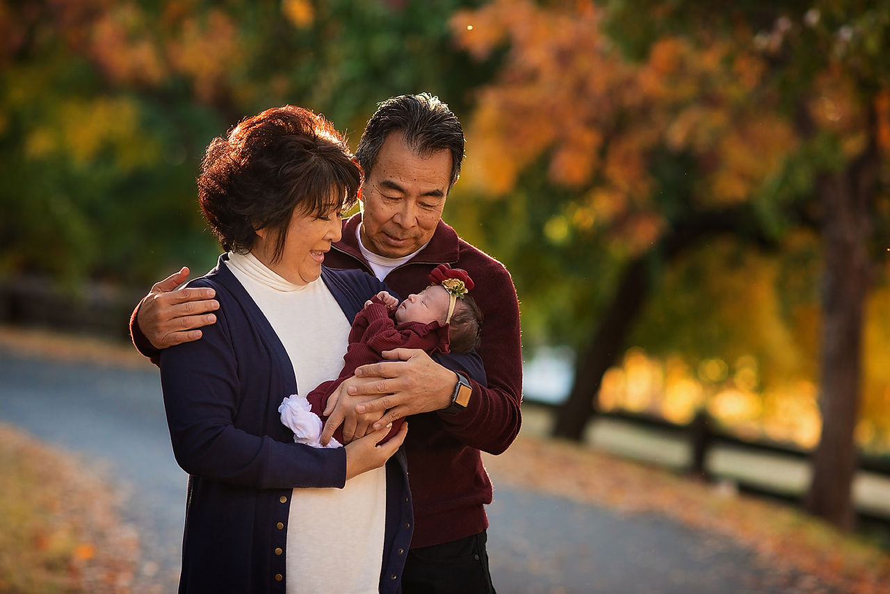 Family session at the Bywater Hallow Lavender Farm by Sacramento Family Photographer Kristina Martin