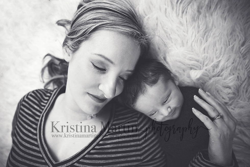 Outdoor photographer, photographer, sacramento photographer, lifestyle photographer, family photographer, newborn photographer, maternity photographer, event photographer, business headshots