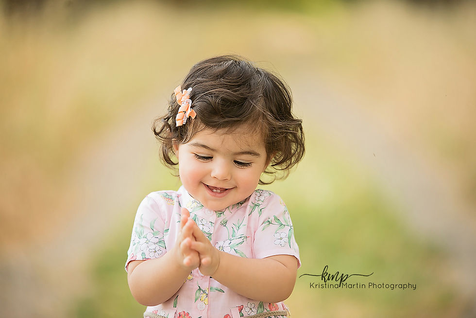 Outdoor photographer, photographer, sacramento photographer, lifestyle photographer, family photographer, newborn photographer, maternity photographer, event photographer, business headshots, roseville photographer