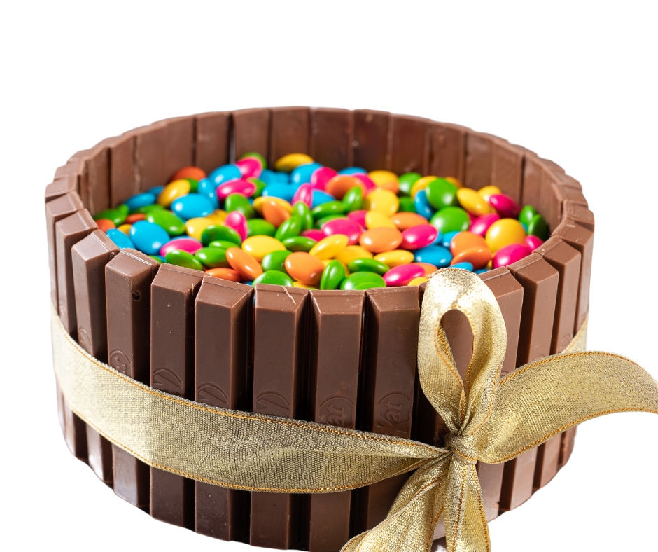 Kitkat Gems cake