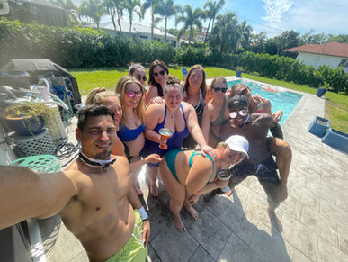 A party butler partying with a bachelorette group!