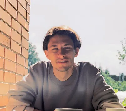 Tomas.webp