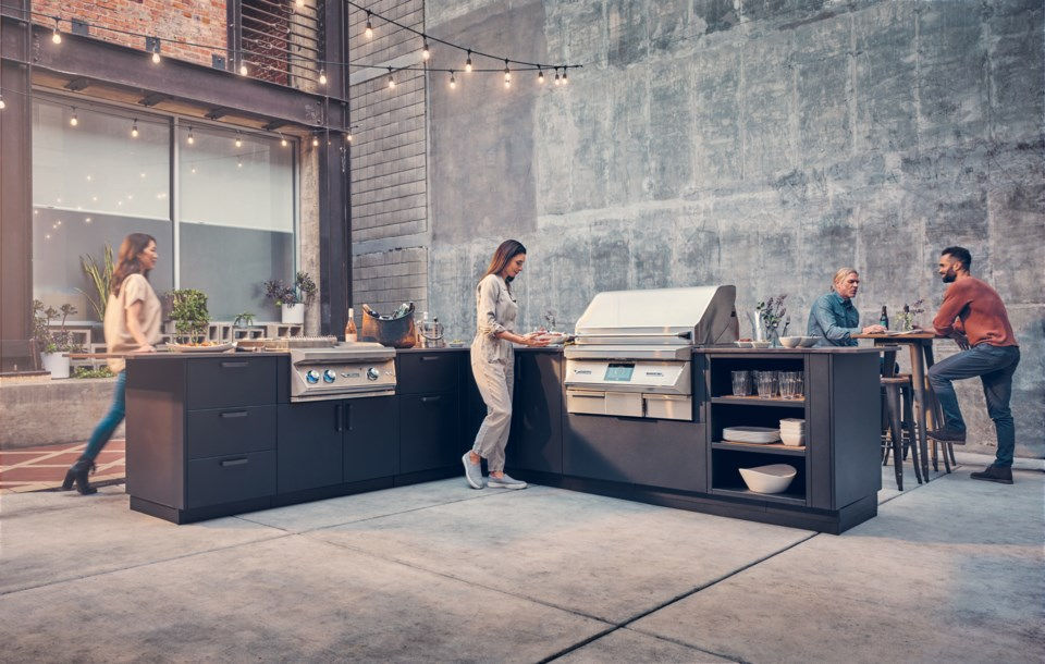 Twin Eagles- Built ins - Flat  Top