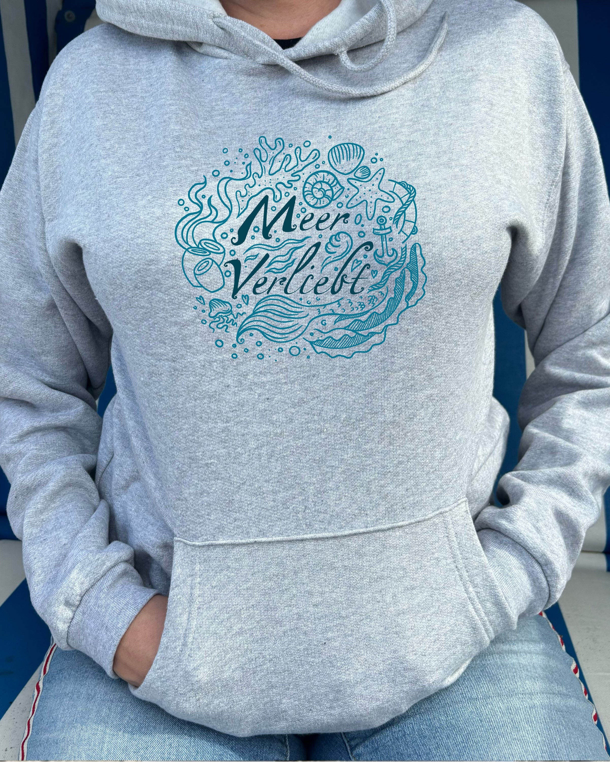 Hoodie / Kapuzenpullover mit Fleece Meerverliebt in Hellgrau