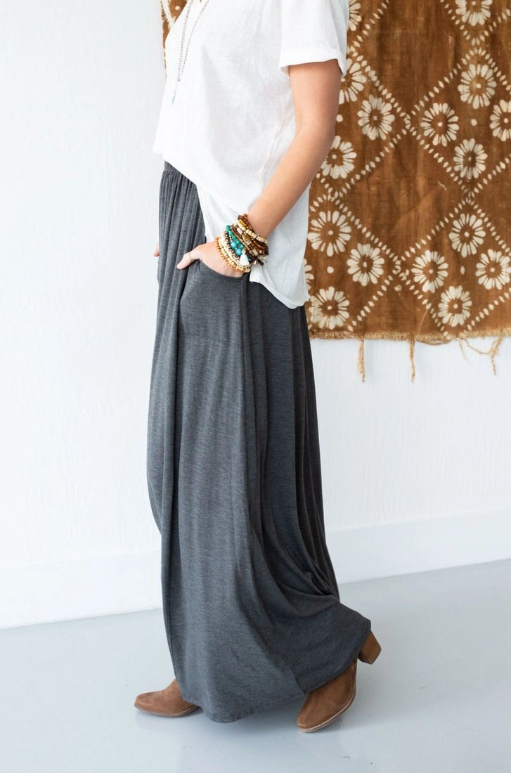 Thumbnail: Pocketed Maxi Skirt - Charcoal