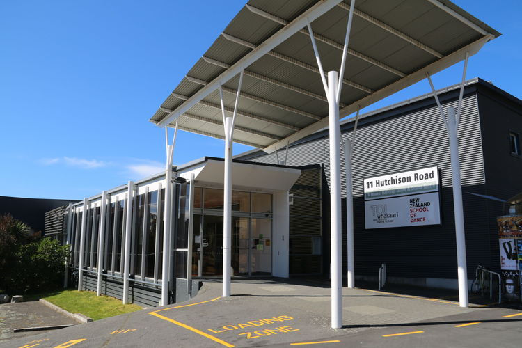 NZ SCHOOL OF DANCE