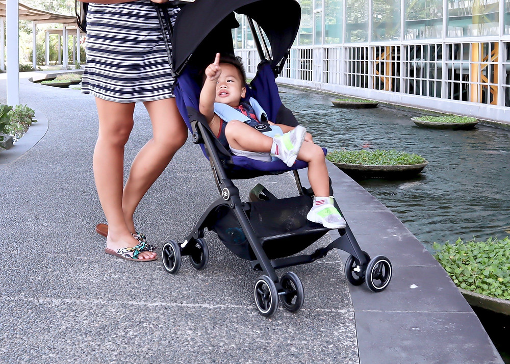 GB Pockit+ Cabin Stroller: 3-in-1 travel system perfect for traveling families // sunnyinjune.com