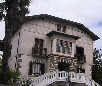 campo menoyo familiaren etxea amurrion