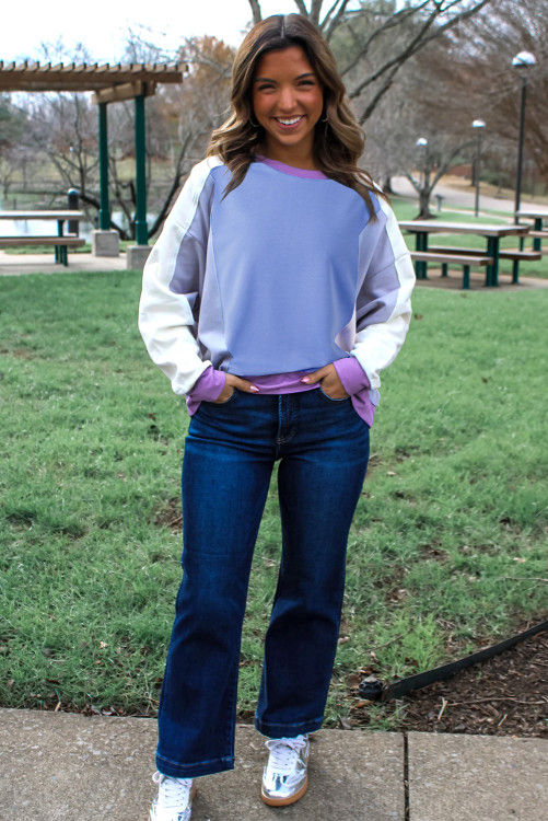 Thumbnail: Blue Colorblock Patchwork Round Neck Pullover Sweatshirt