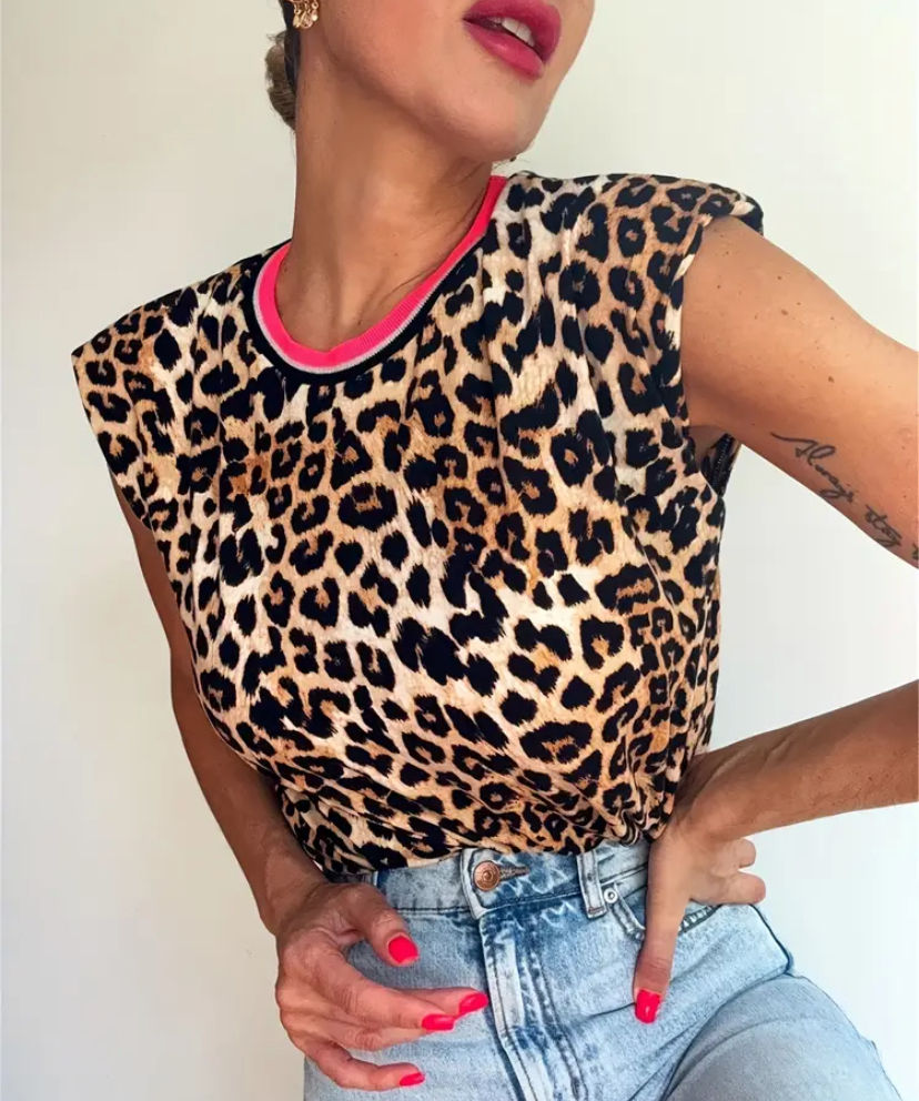Thumbnail: Trimmed Collar Leopard Tank
