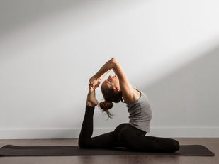 Dive into Harmony: ประโยชน์ของโยคะสำหรับนักดำน้ำ/The Benefits of Yoga for Scuba Diving