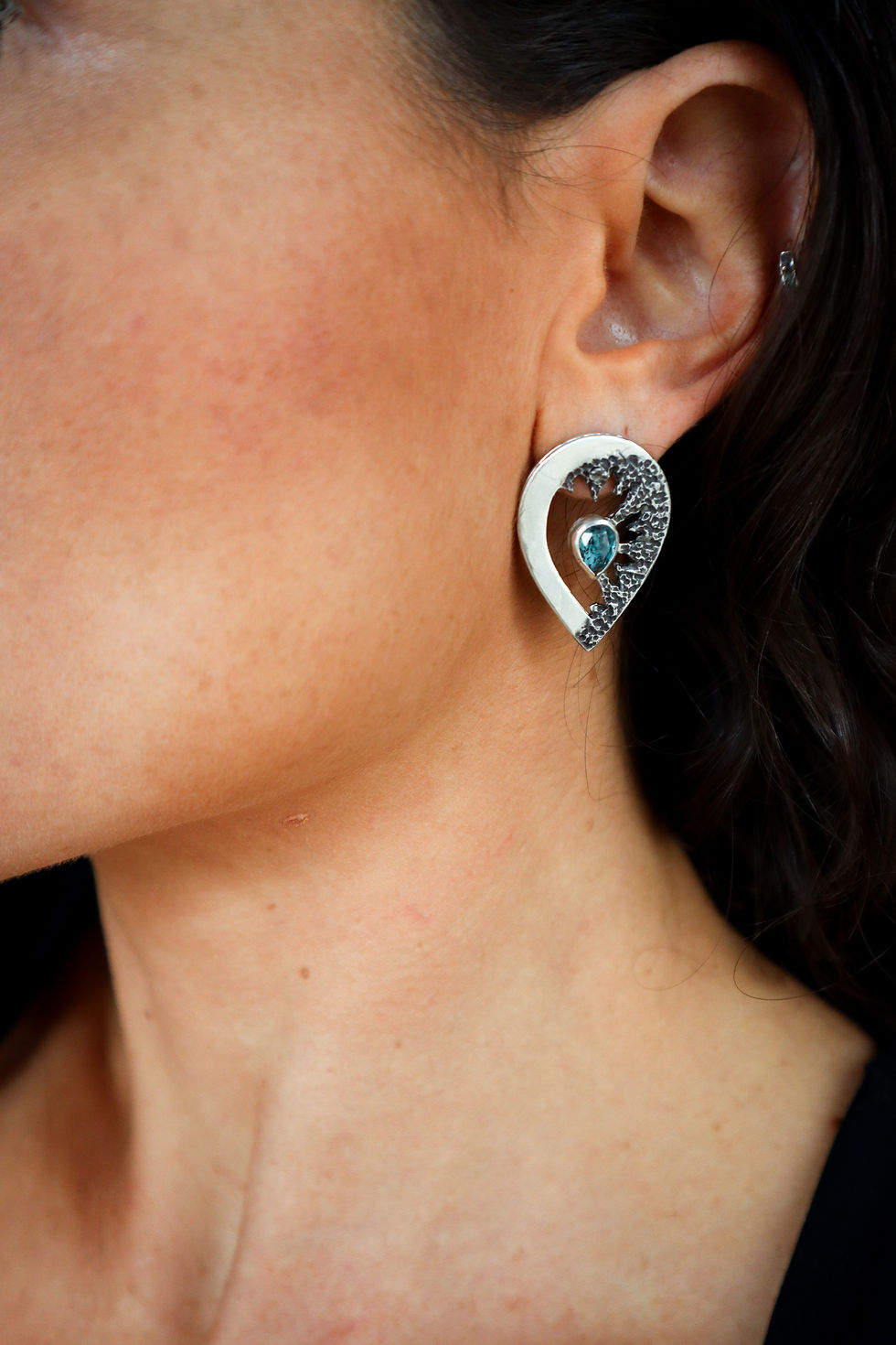 Thumbnail: Undercover / Green or Teal Kyanite Swivel Extend Earrings