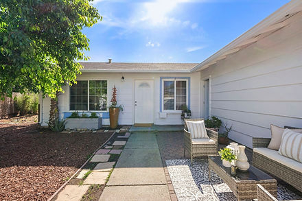 4-web-or-mls-476_Pamela-25.jpg
