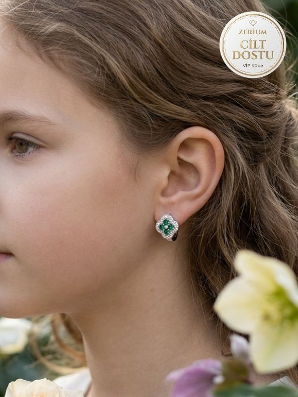 Küçük resim: Çocuk ve Kadın VIP Çelik Küpe Zarif Hafif Zirkon Taşlı Yeşil Çiçek