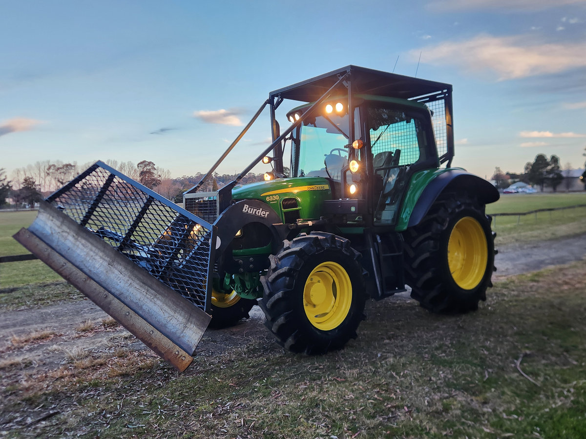 John Deere 6330 (6110R) 110Hp 4x4 Cab Tractor Forestry Bush Scrub Kit Front Blade – 1700 hrs