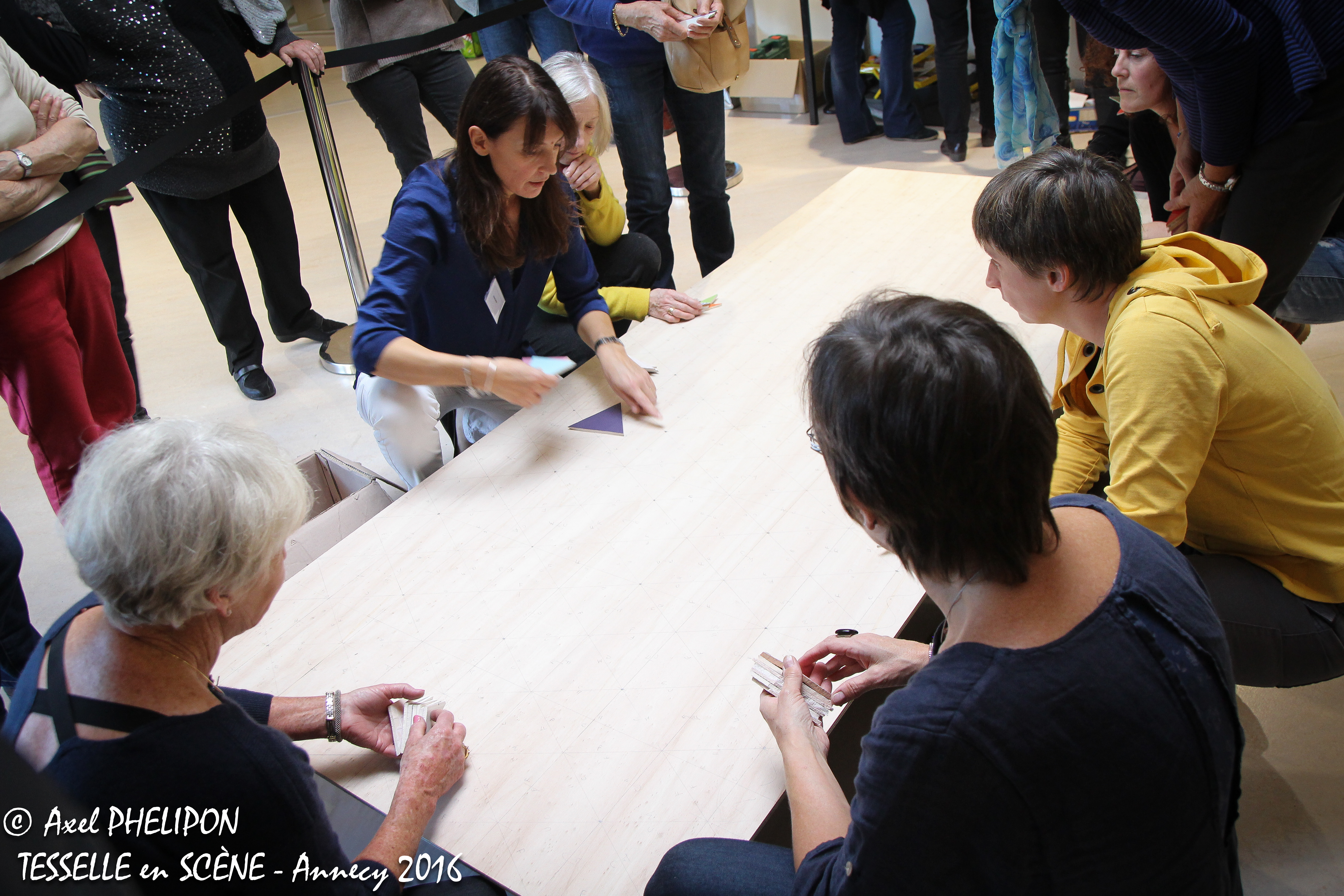 Fresque collective "Tous Unis"