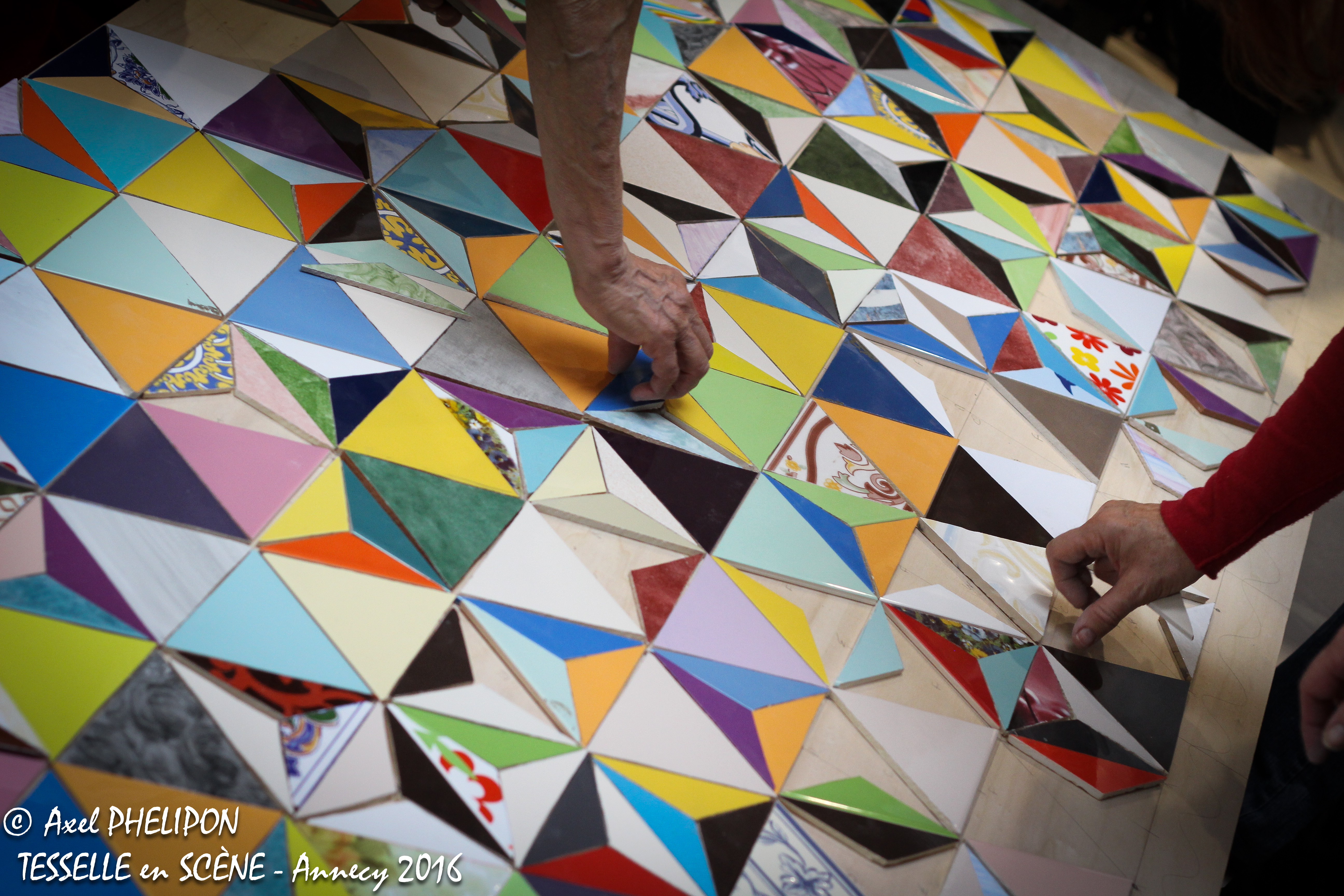 Fresque collective "Tous Unis"
