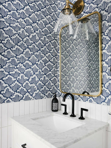 A wide range of designer wallpaper brands to browse through and buy in store. Premium wallpaper stockists in Cornwall.
