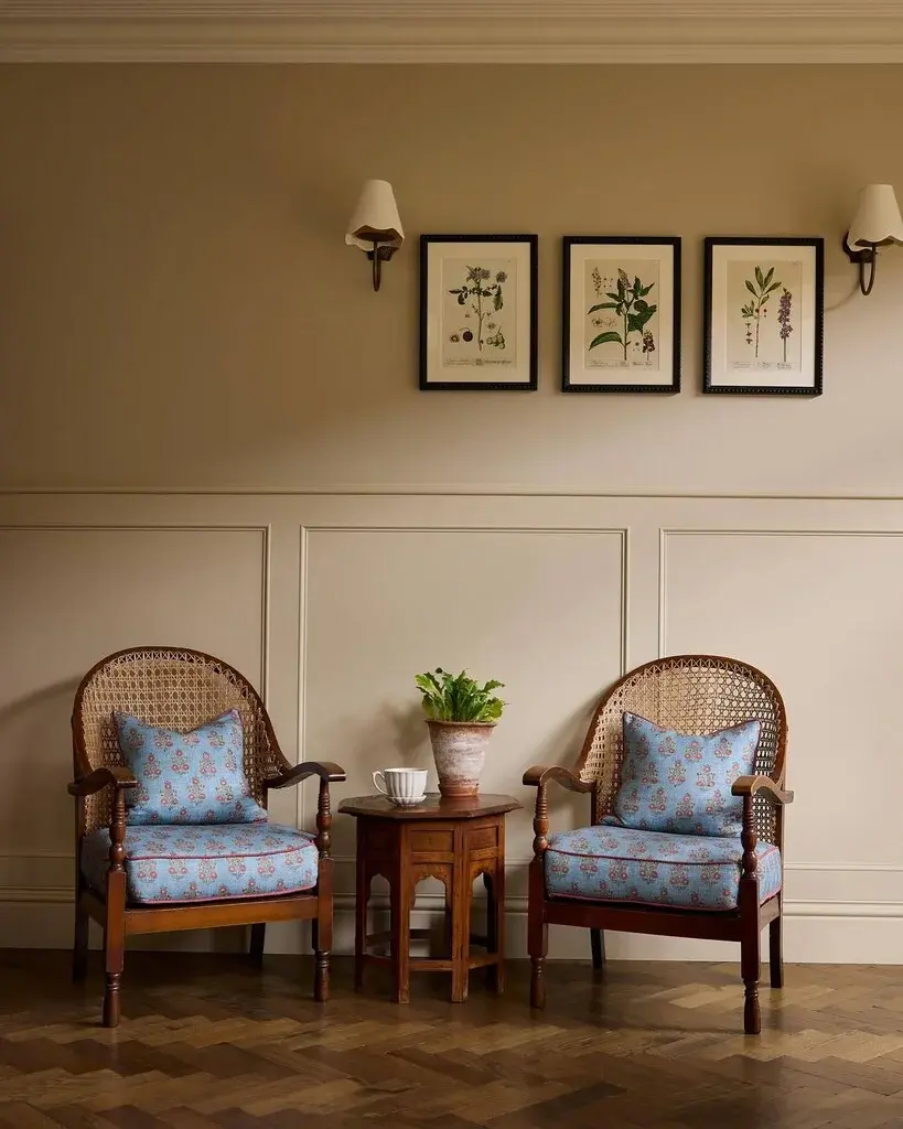 Thumbnail: Farrow and ball Oxford stone No. 264