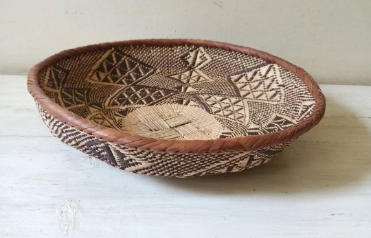 Miniatyrbild: African Woven Baskets - Bread Basket