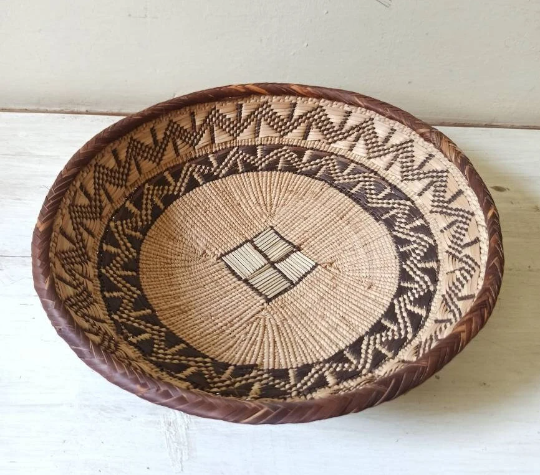 Miniaturbild: African Woven Baskets - Bread Basket
