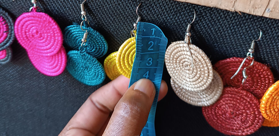Miniaturbild: Tiny Round Sisal Earrings