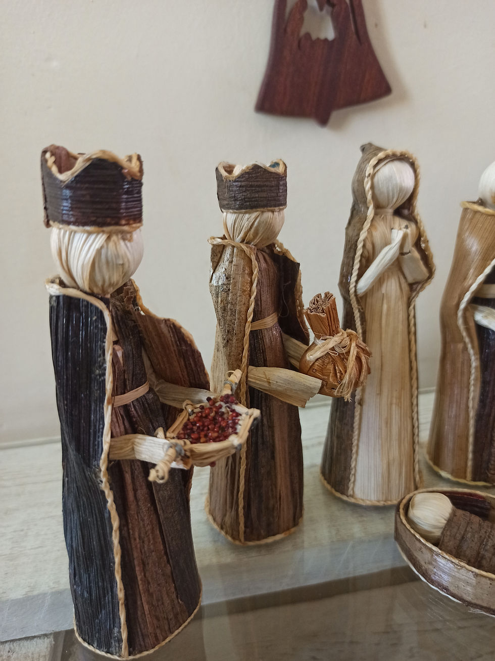 Miniaturbild: Nativity Set Banana Leaves