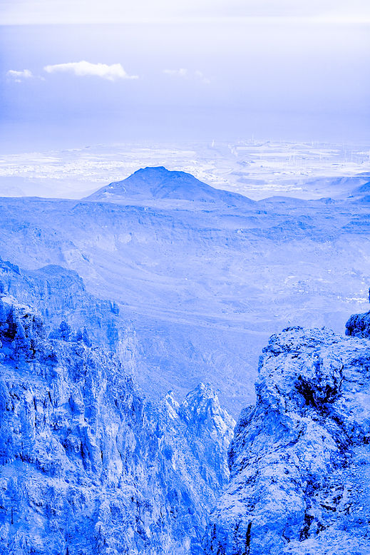 a perspective of mountains in Gran Canaria