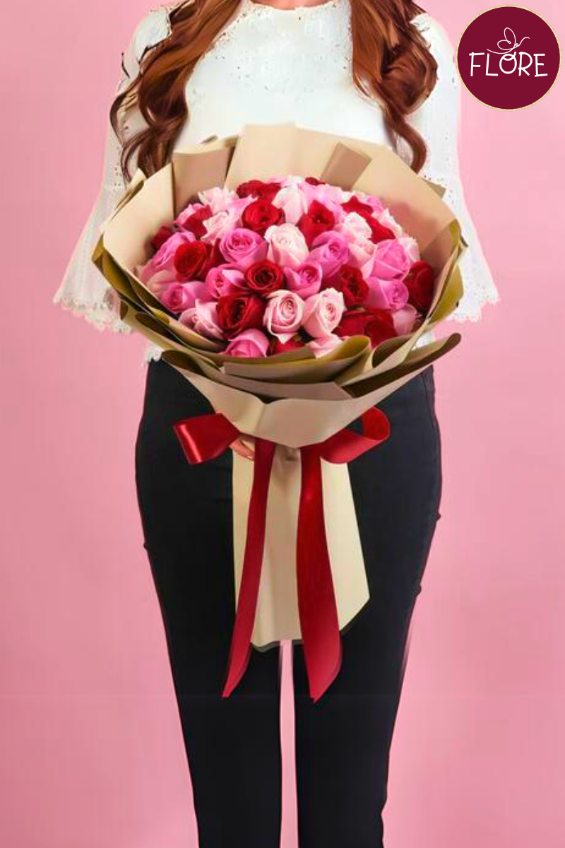 50 rosas colores en ramo