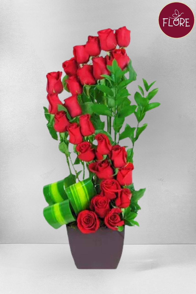 Rosas en arreglo floral
