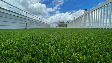 ROOFTOP TURF DECK