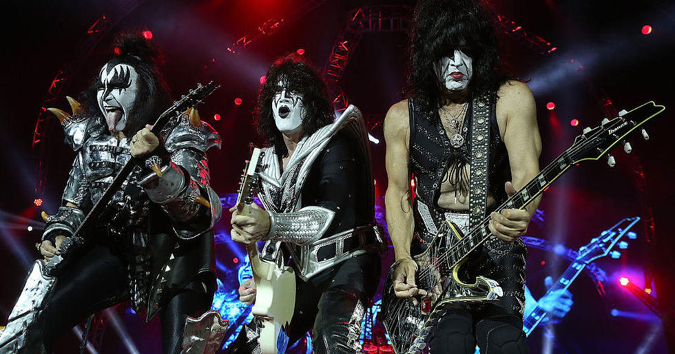 KISS