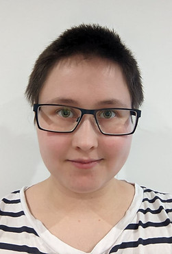 Head shot.jpg