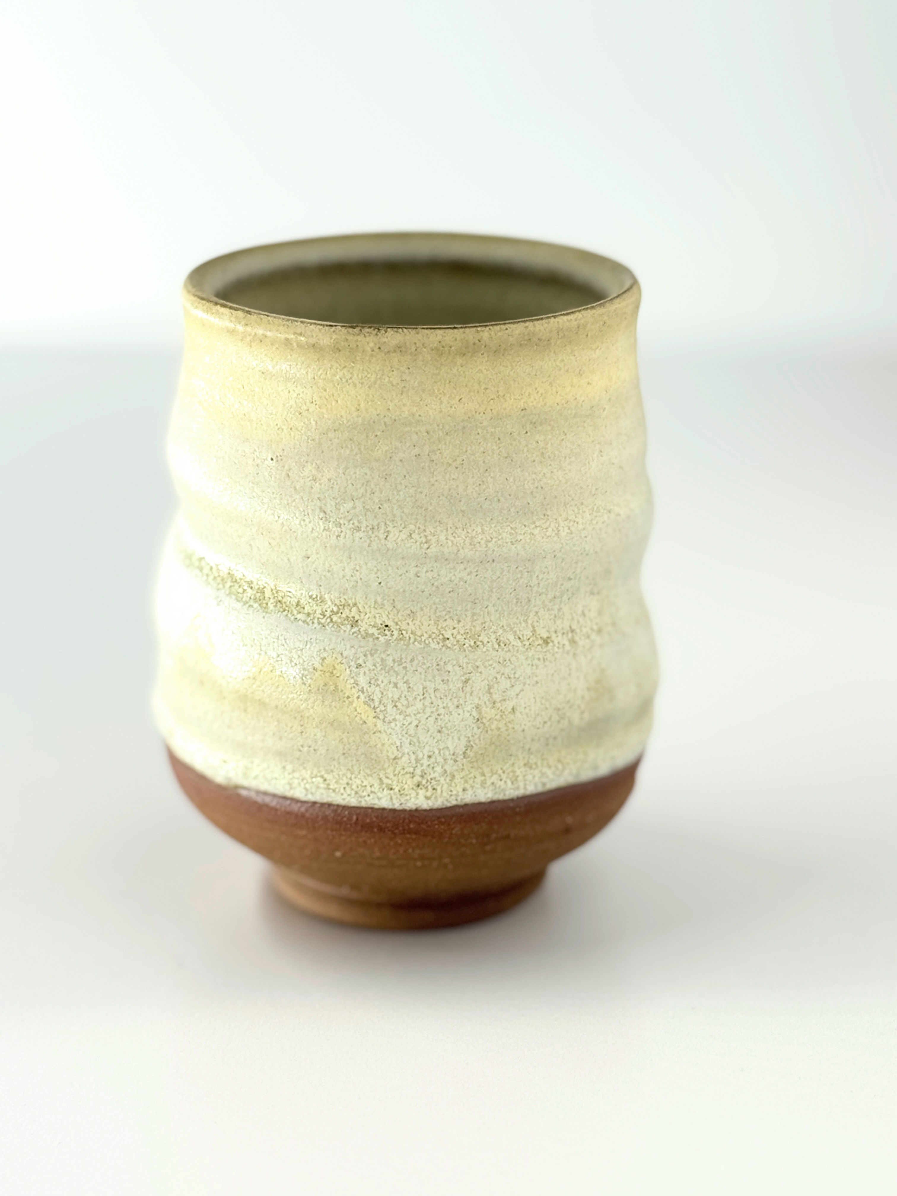 Handmade Yunomi-Style Tea Cup – Wheel Thrown Pottery Tumbler or Swirl Mug