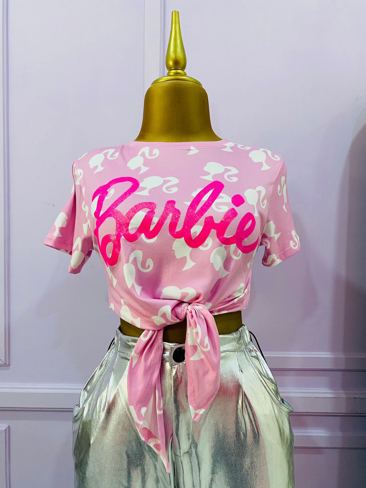 PLAYERA "BARBIE AMARRADO" FULL PRINT