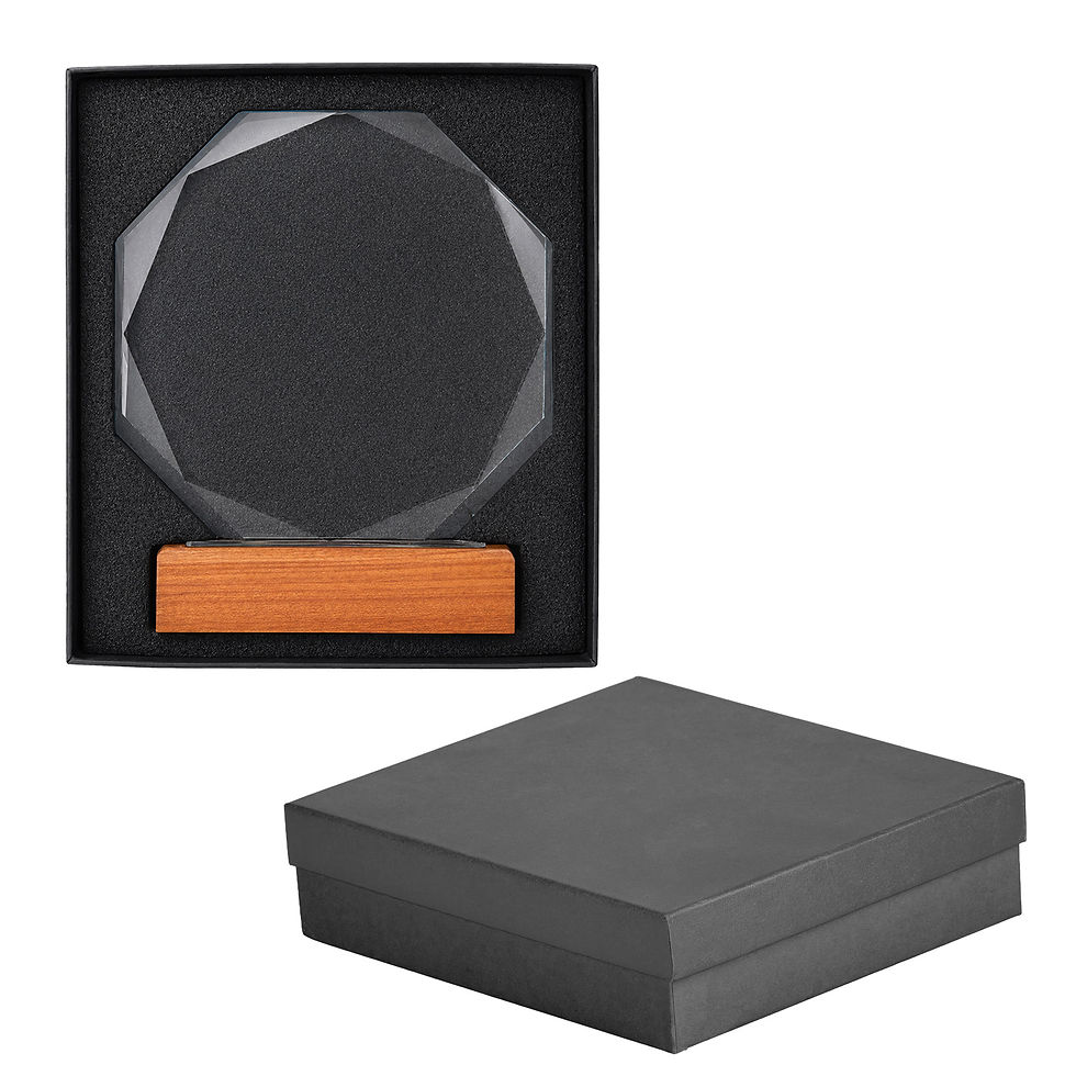 Reconocimiento de Cristal Forma Octagonal con Base de Madera