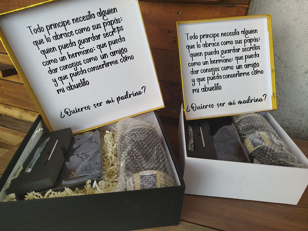 Miniatura: 10PZAS KIT DE REGALO "LIBRETA, BOLÍGRAFO Y WISKERO 12OZ"