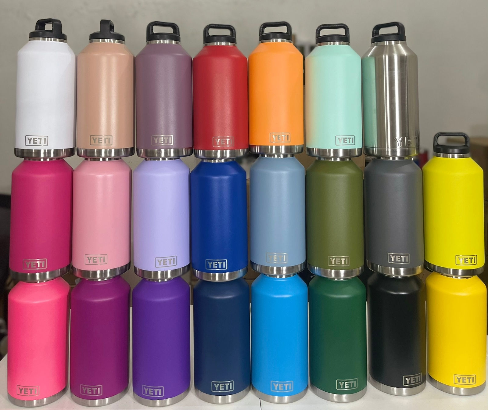 TERMO INSULADO TAPA EN ROSCABLE 64OZ  "RAM64OZ"