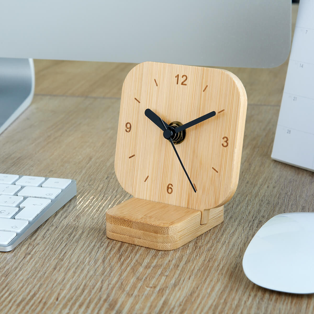 Reloj de Escritorio con Base Desmontable