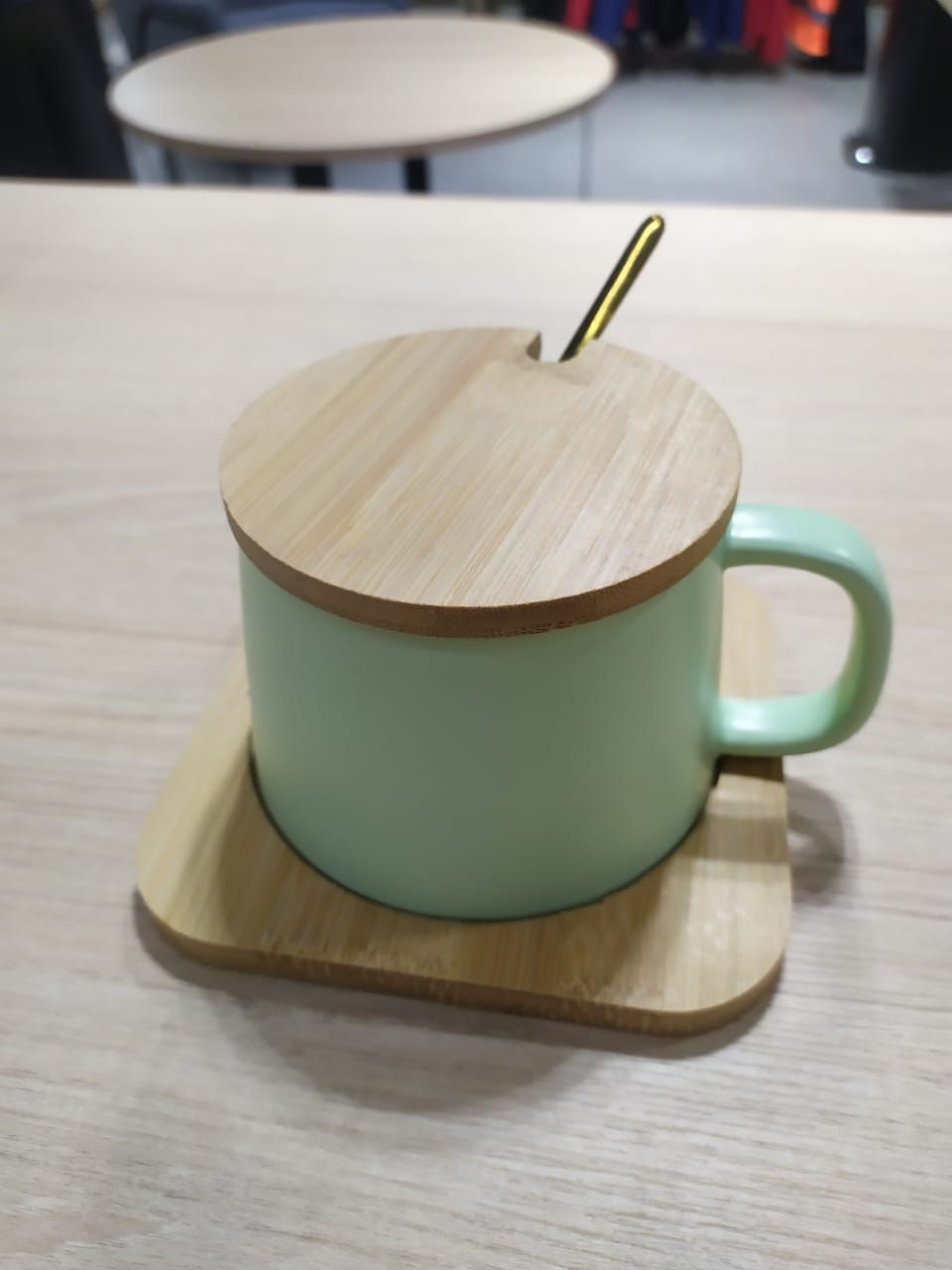 Miniatura: 24PZAS TAZA DE CERÁMICA CON BASE Y TAPA DE MADERA CON CUCHARA 400ML "VALE"